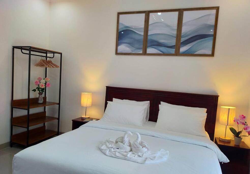 Al Mare Villa, New 3br Modern Comfy Villa, Private Pool * Seminyak (Bali)